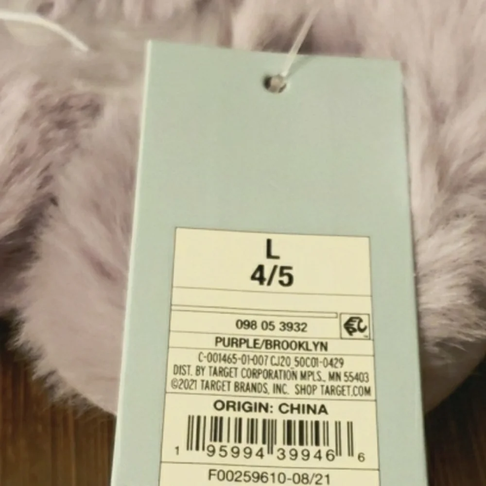 Cat & Jack Purple Brooklyn Crossband Faux Fur Slippers Size L (4/5)
